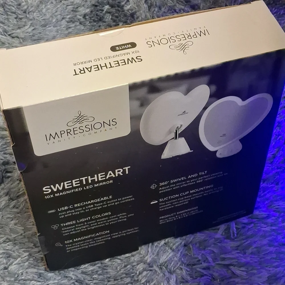 Impressions LED Sweetheart 10x White Heart Vanity Mirror NWT NIB